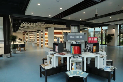 如果您烦恼书店管理比较复杂，记录数据麻烦，那么书店销售管理系统将会成为您的福音